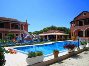  Varvara Studios & Apartments II  Пероуладес